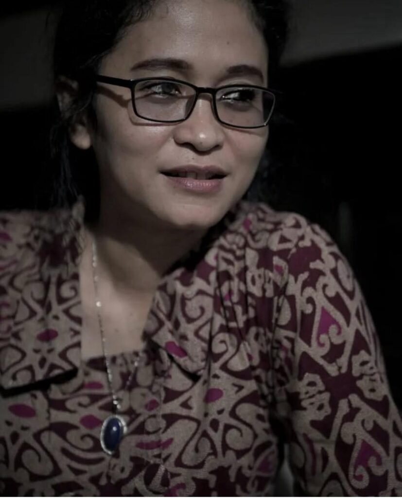 Gambar saat ini: Ira Yusfi